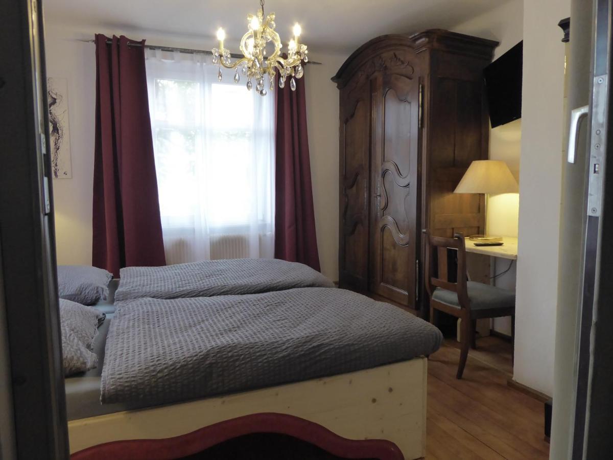 Pension Zur Rose Weil am Rhein Exterior foto